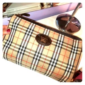 Burberry clutch/makeup bag